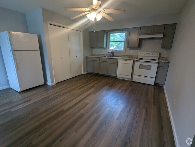 Building Photo - 1003 S Mechanic St Unit A Rental