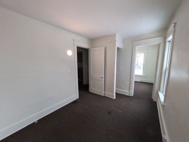 Photo - 736 E 26th St Unit 1