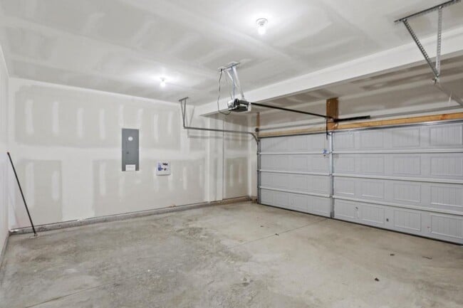 223 Emmett Dr