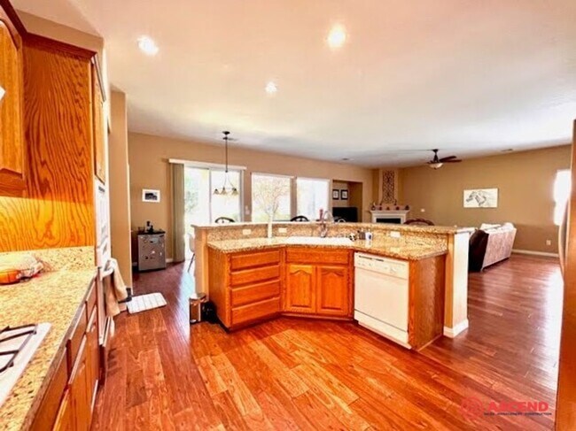 Photo - Beautiful Home in the Northwest!