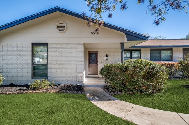 Photo - Updated 3BR Near Medical Center | Quartz Counters | Patio| Easy I-10 Access