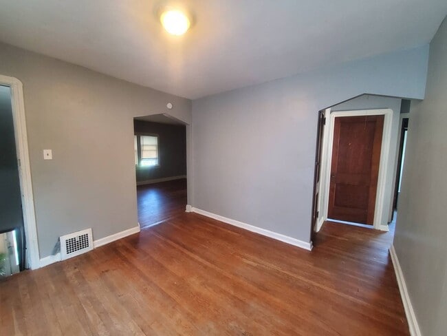 Photo - 3243 W 115th St Unidad 3243 W 115 ST UP