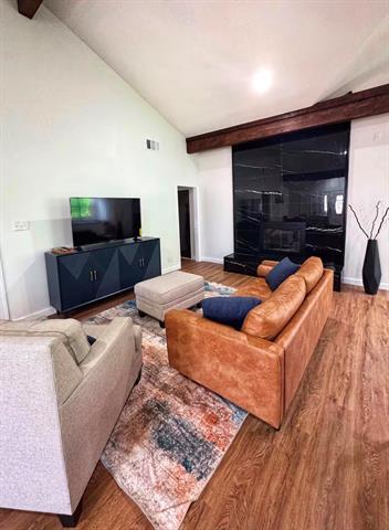 Photo - 700 Burnwood Dr