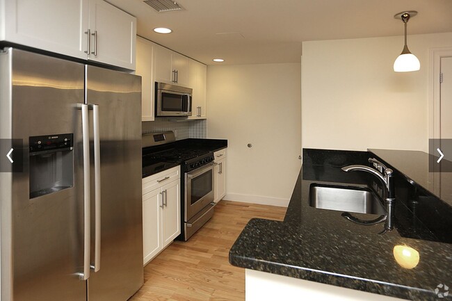 Photo - 7 Cameron Ave Condo Unit 206