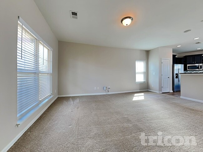 Photo - 539 Branch Wood Dr