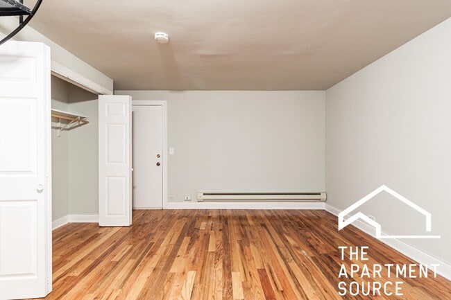 Photo - 813 W Cornelia Ave Unit 107