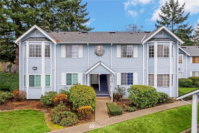 Photo - 10837 SE 172nd St Unit Kelsey Court 8D room #1