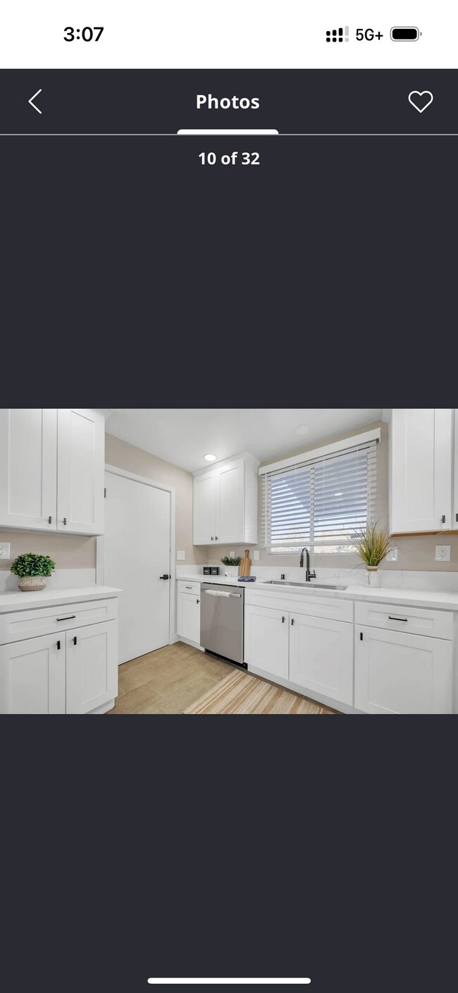 Photo - 4212 Lyle St House