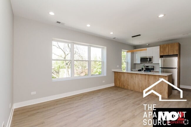 Building Photo - 1857 N Whipple St Unit 3 Rental