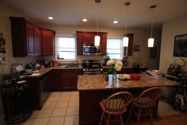 Photo - 205 Parsons St Unit 1