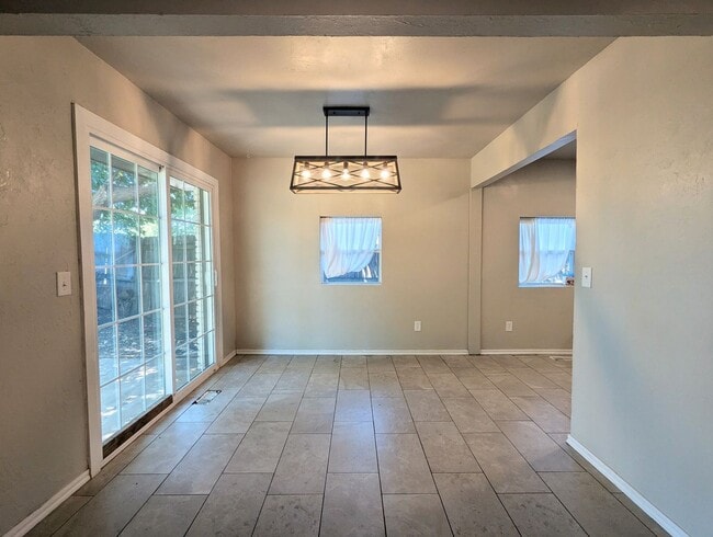 1416 NW 103rd St