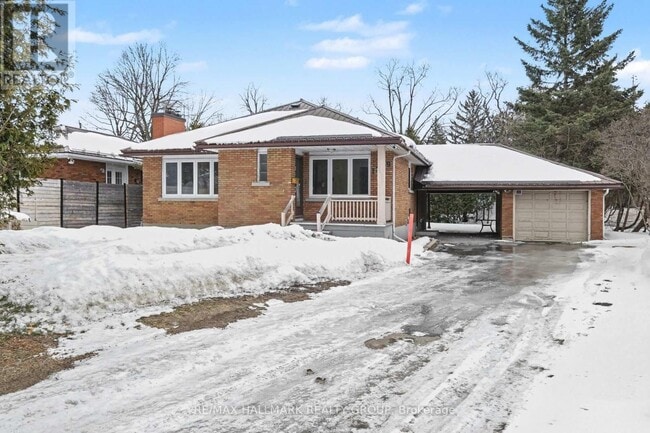 Photo - 1299 Evans Blvd