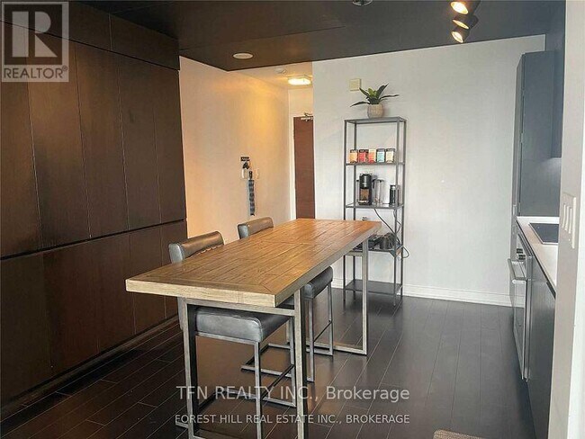 Photo - 10 Capreol Ct Unit 605