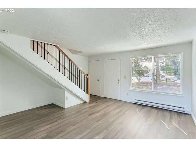 Photo - 3adlj01 Unit 1051