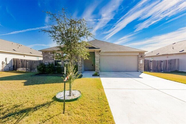 Building Photo - 730 Carol Dr