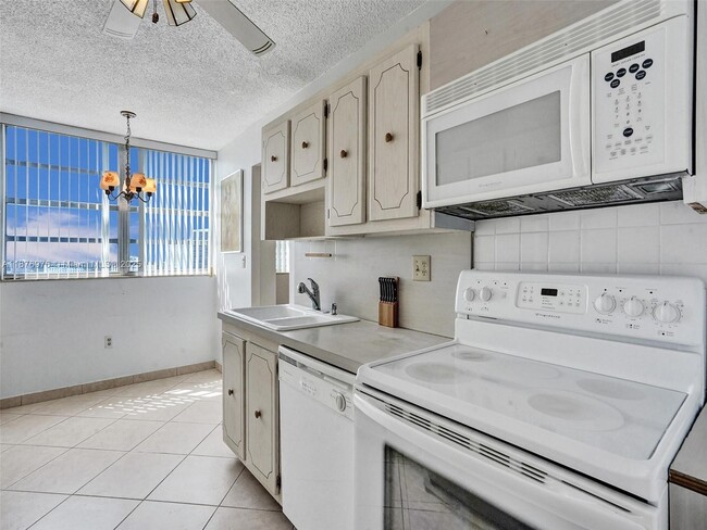 Photo - 1833 S Ocean Dr Unit 1511