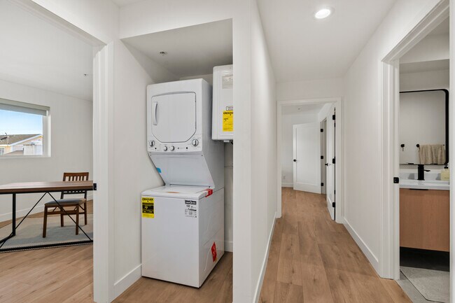 Photo - 2Fifty Luxury Apartments