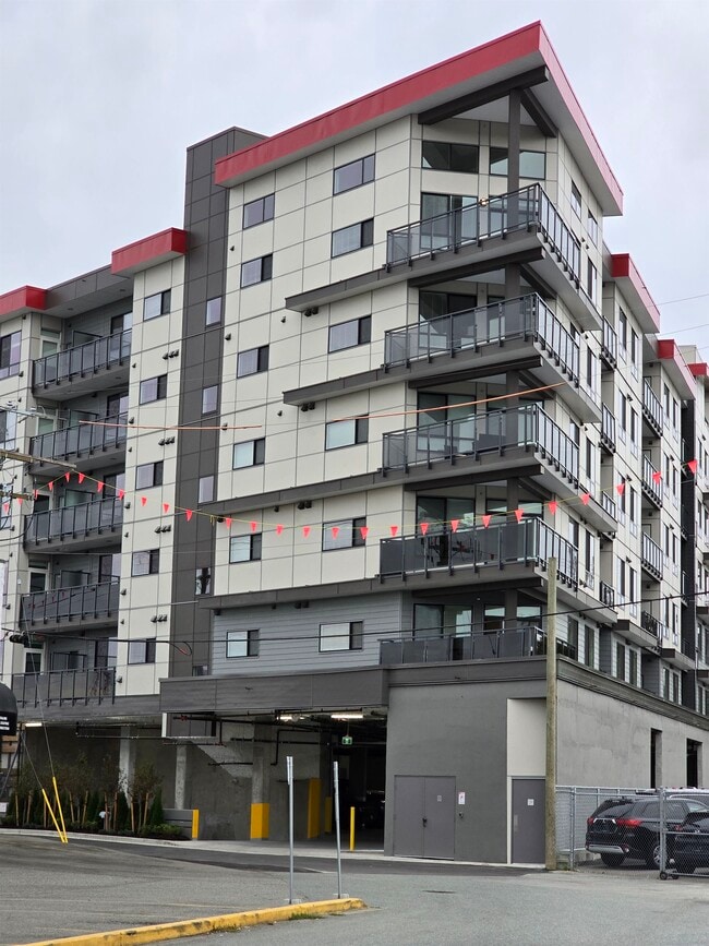 Building Photo - 20061 Fraser Hwy