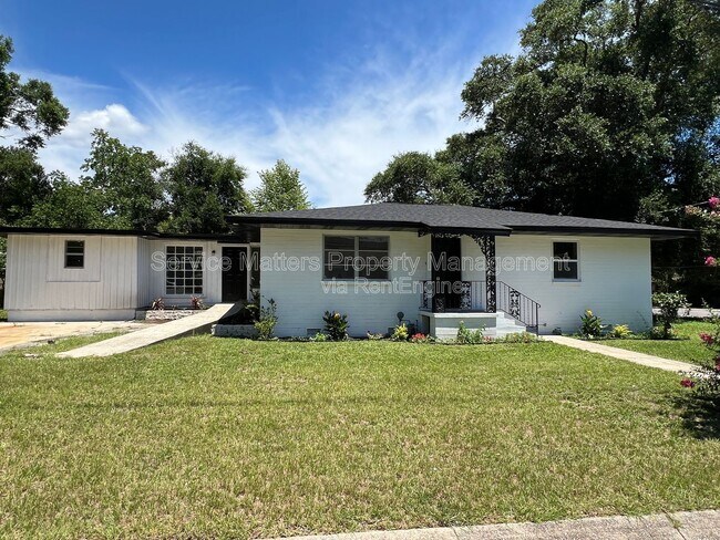 Photo - 1922 W Gregory St