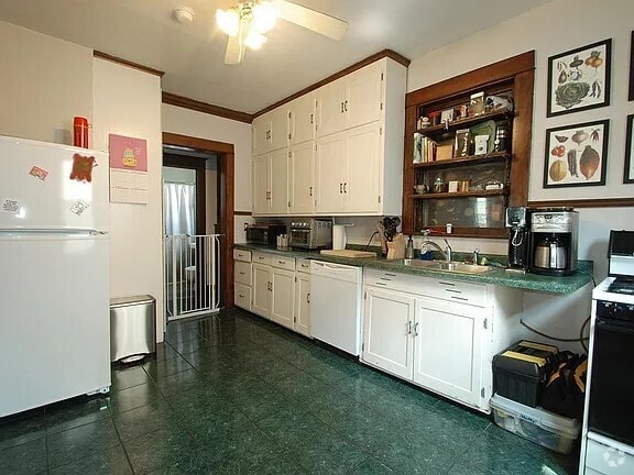 Building Photo - 2633 Garfield Ave Unit #1 Rental