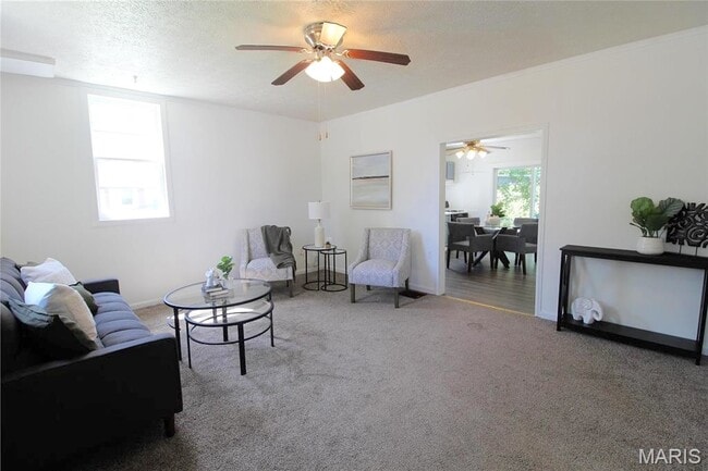 Photo - 413 N Center St