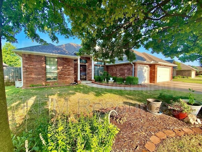 Photo - 216 Castle Rock Rd