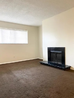 Building Photo - Charming 3-Bed, 2-Bath Home with 1,229 Sq Ft in Maumee – Only $1,090/Month! Unit 3 Bed - 6201 Garden Rd Maumee, OH 43537