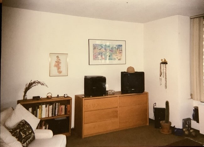 Photo - 60 Longwood Ave