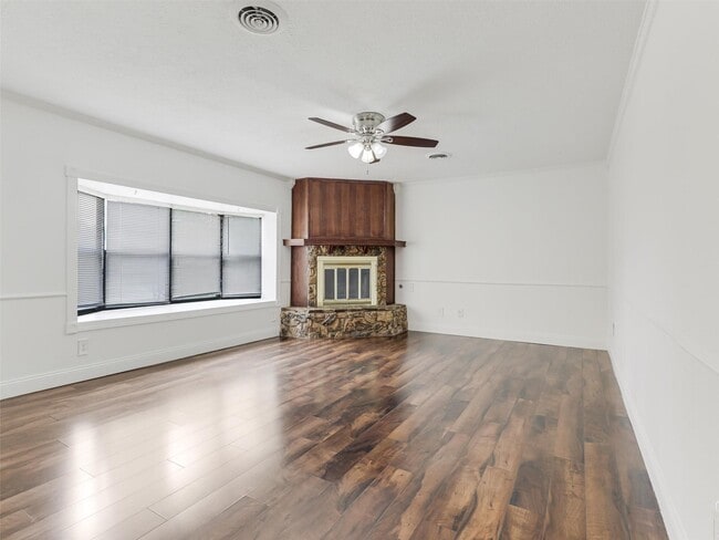 Photo - 14025 Janwood Ln