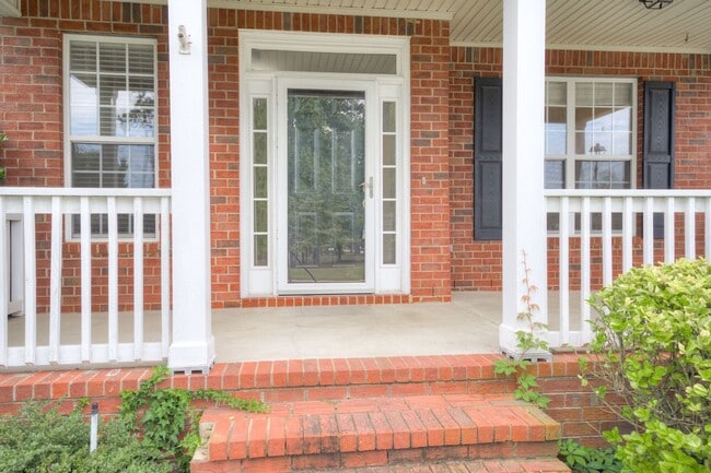 Photo - 434 Keeling Ln