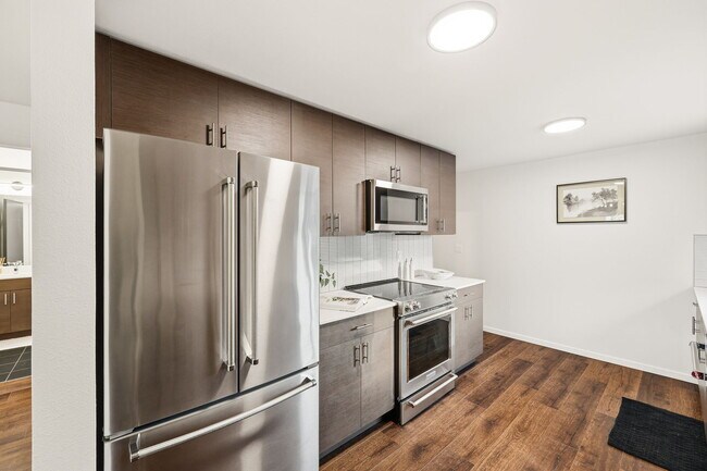 Photo - 7922 9th Ave SW