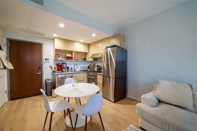 Photo - 14-33 31st Ave Condo Unit 2D