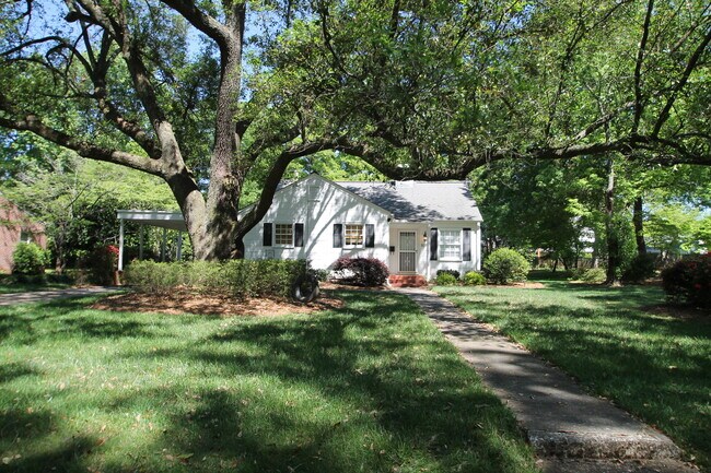 Exclusively Offered by Muse Realty, LLC - Exclusively Offered by Muse Realty, LLC House