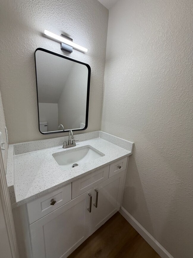 Photo - 325 Houghton St Unit A