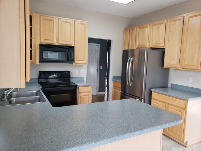 Photo - 1127 Fieldstone Dr