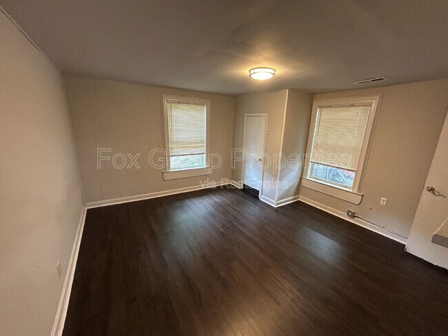 Photo - 1612 N McFarland St