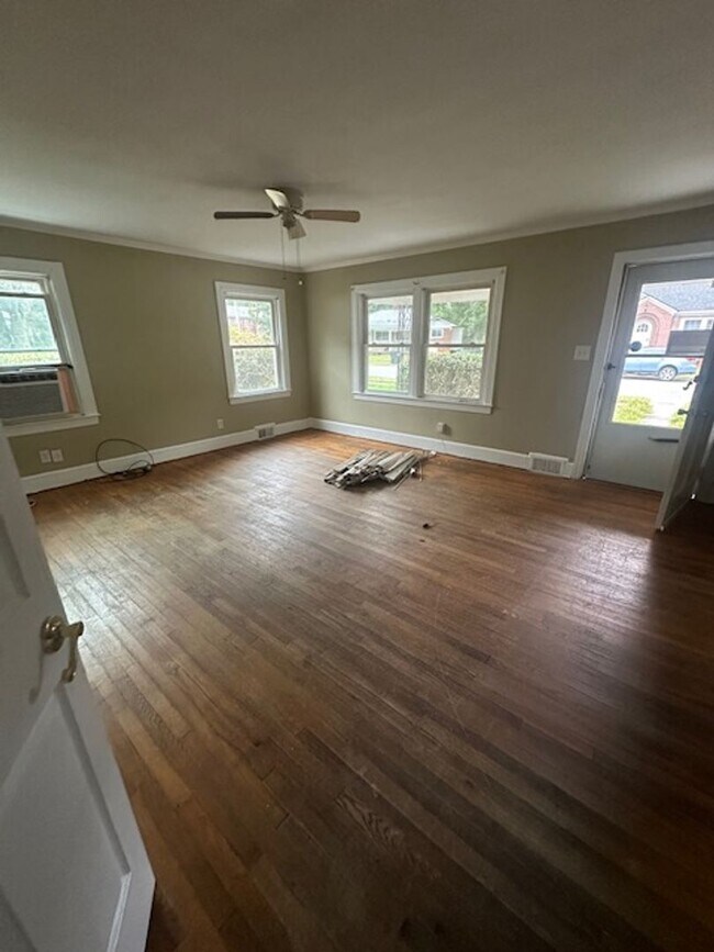 Photo - 1323 N Indepedence Street
