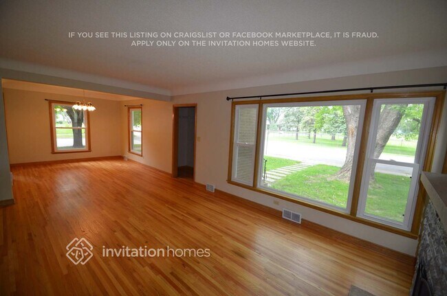 Photo - 3058 NE Stinson Blvd