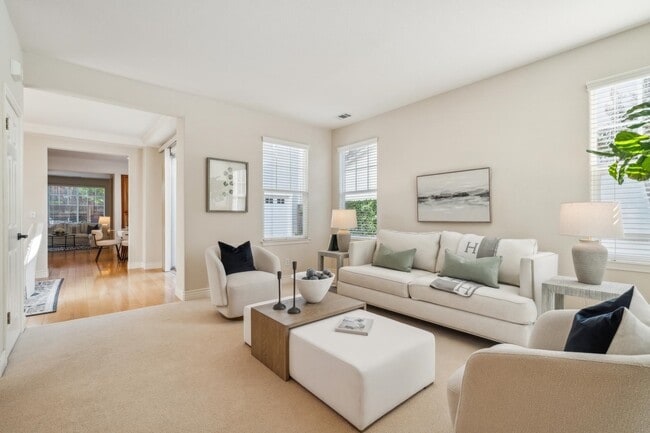 Photo - 212 Abigail Cir