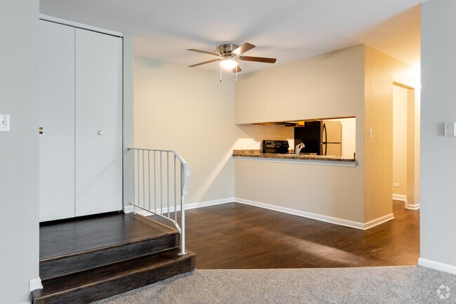 2BR, 1BA - Dining