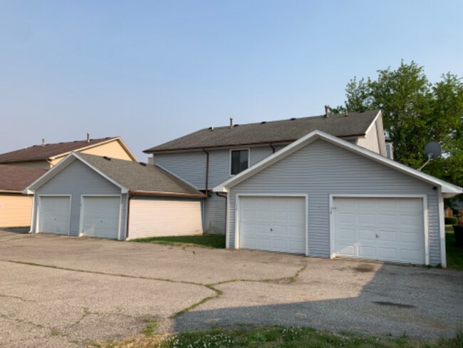 Photo - 5806 Ryewyck Dr Unit 5810