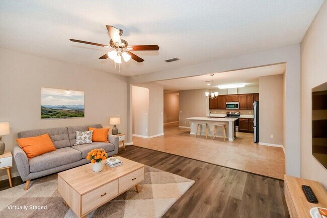 Photo - 2325 Creekfront Dr