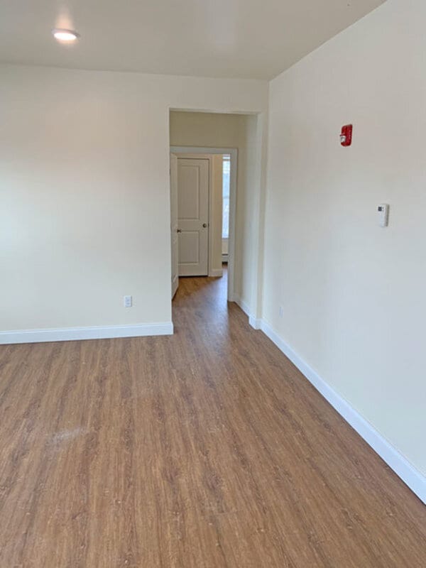 323 Pearl St Unit 8