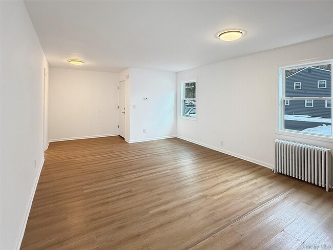 Photo - 4332 Albany Post Rd