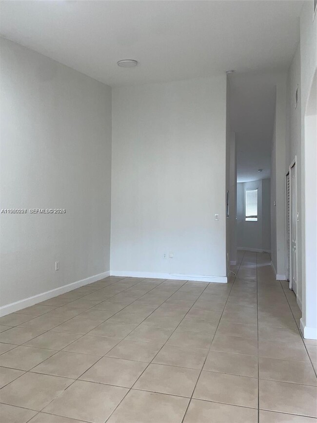 Photo - 2637 SE 16th Terrace