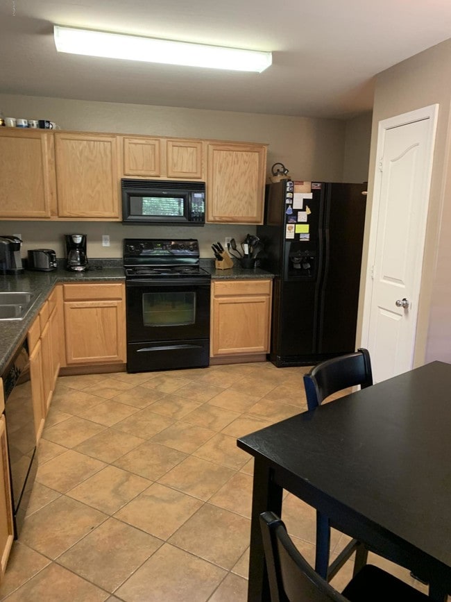 Photo - 45023 Miramar Rd