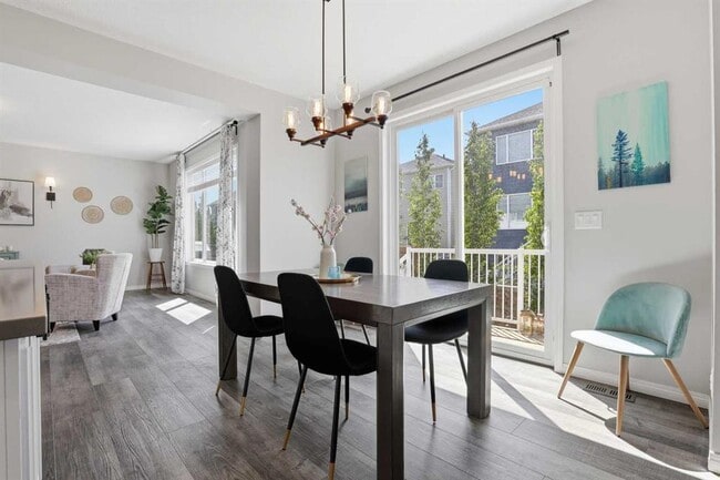 Spacious 3,000+ Sq. Ft. Yorkville Home | Up to 4 Bedrooms | Double Garage (IP60)