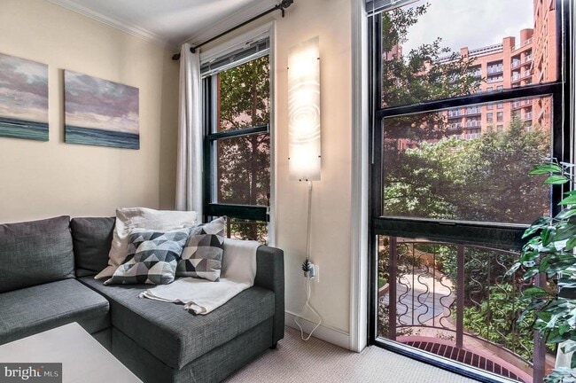 Building Photo - 631 D St NW Unit 337 Rental
