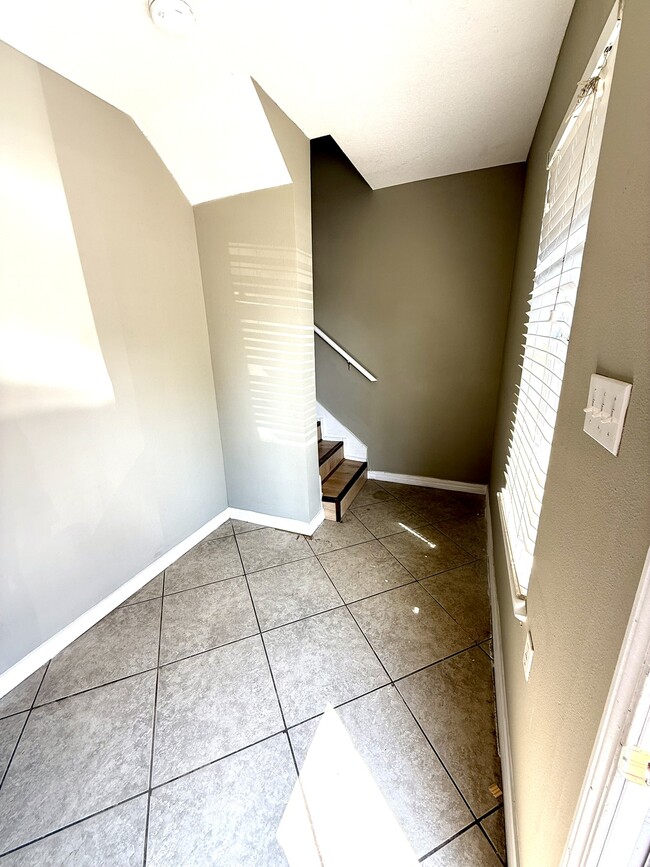 Photo - 1625 Martin Bluff Rd