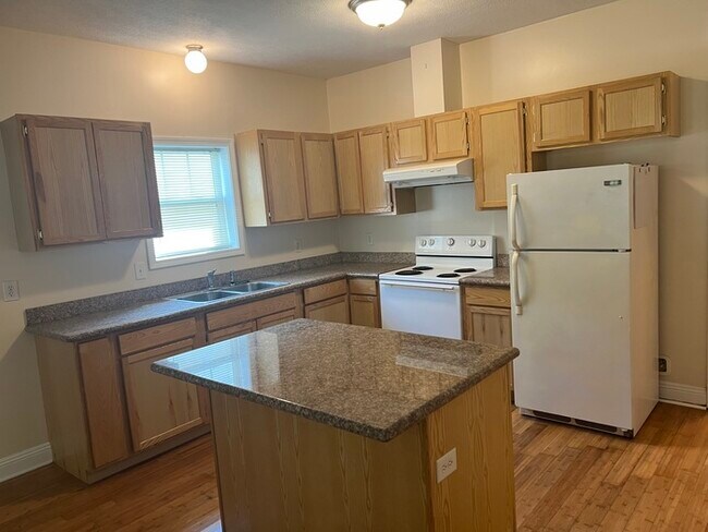 Photo - Beautiful 2/1 duplex